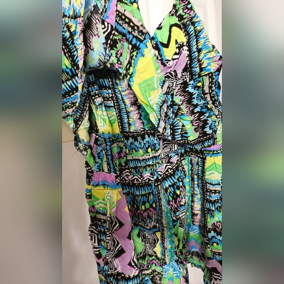 Romper - Picture 3 of 6